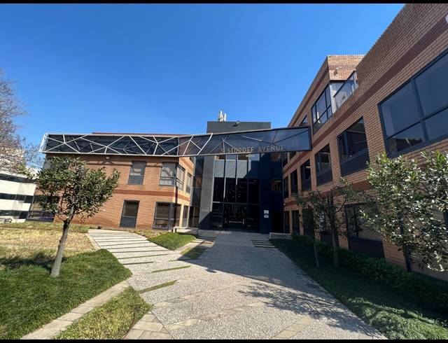 242M² OFFICE TO LET IN ROSEBANK
